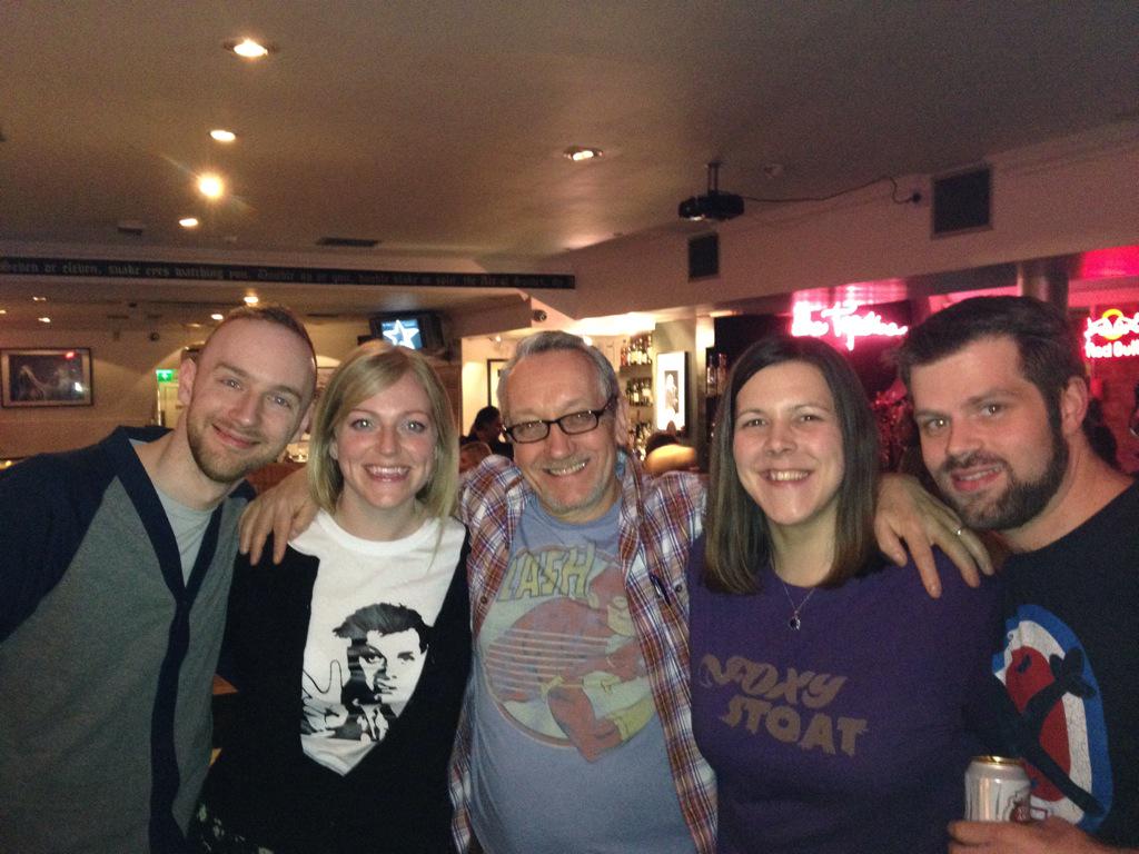 Comedy_PubQuiz's tweet photo. Legendary night celebrating #RikMayall at #RikCon2015 Thanks to you beauties @RikMayallEvents for having us :-) http://t.co/3fnx0dTctK