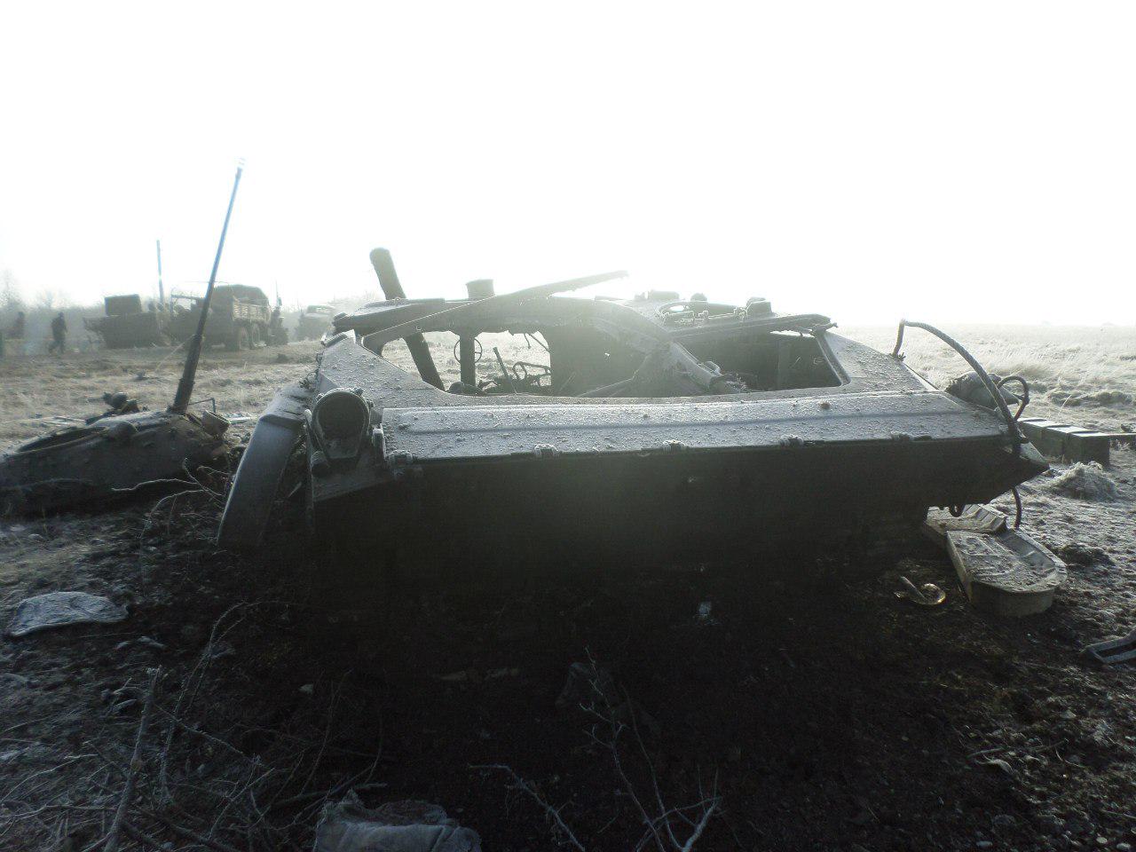 B_mcb5rU8AEr9mc.jpg:large