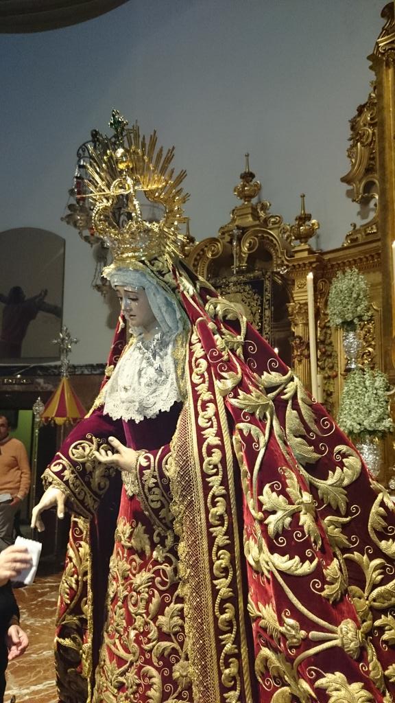 Jesus25SM's tweet photo. Buena tarde Cofrade x Sevilla cn @juancarloslaga1 @ANTONIOHUEL @ChariBlas #Quirro @LabradoAngel http://t.co/pGUzRejQmS