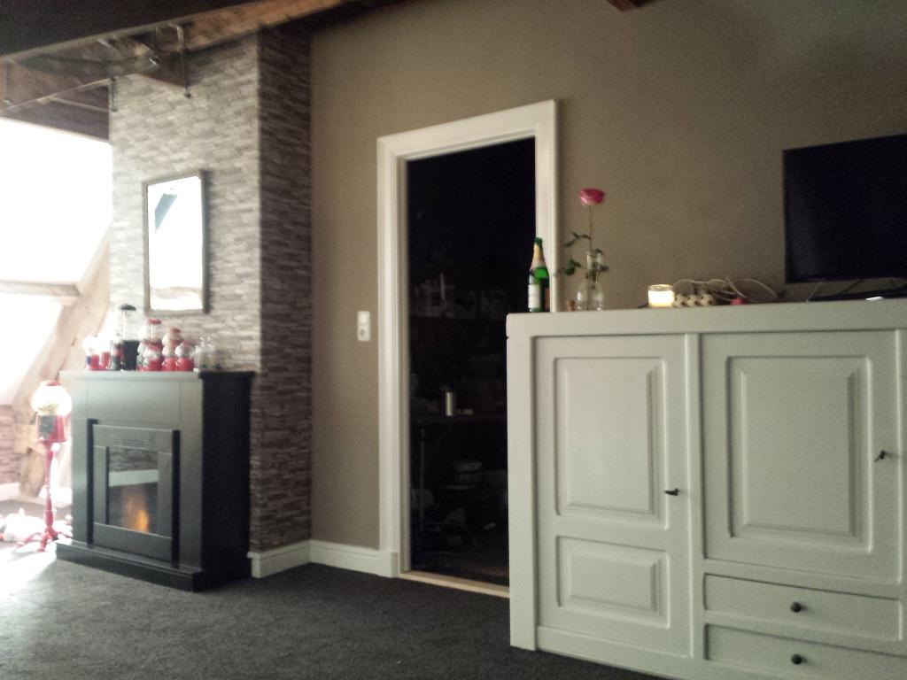 everydee's tweet image. nacht 1 in mn nieuwe kamertje ♡