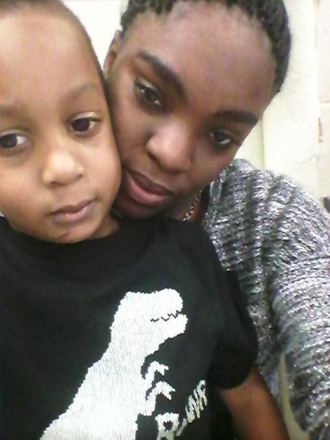calvin_shanice's tweet photo. #Riptyeem me and ya son miss u http://t.co/DmQ5Ec71Wx