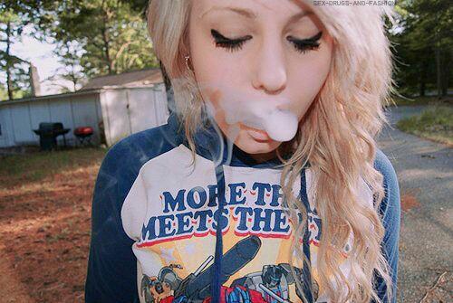 BabesToke's tweet photo. Retweet if you think she's pretty 🔥 #babe http://t.co/mAeJJxtrXk