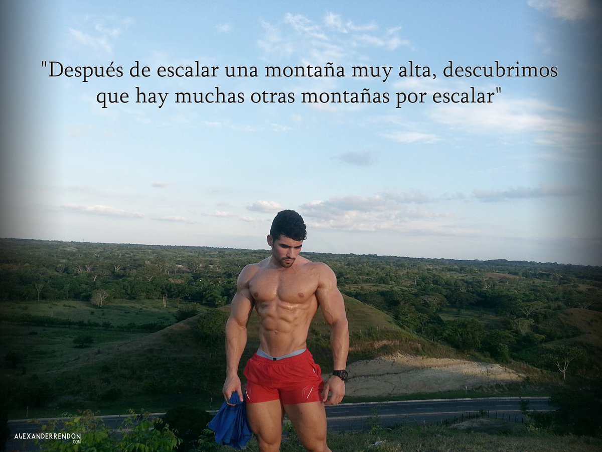 Alexander_RFM's tweet photo. Nunca paras de subir ! #DomingoDeGanarSeguidores #Mexico #MujeresCiudadanas http://t.co/2kl3PLICoz