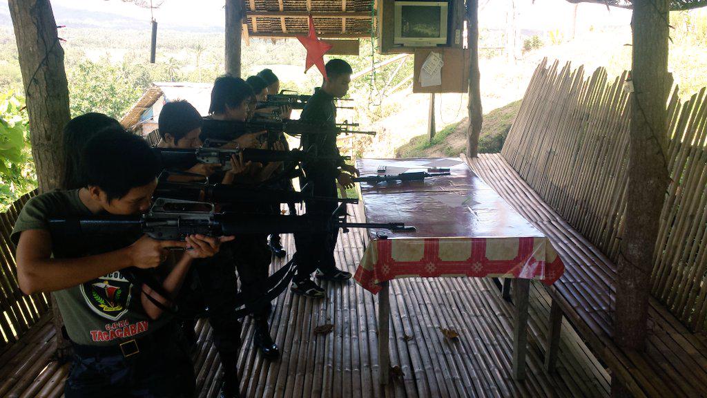 EndozoLean's tweet photo. Happening here @3rd coy
#basicMarksmnship
#women's power @RPSB7 @pro7official @RDPRO7 @batcomrpsb7 @rpcrd7pnp http://t.co/K0ZtBjv939