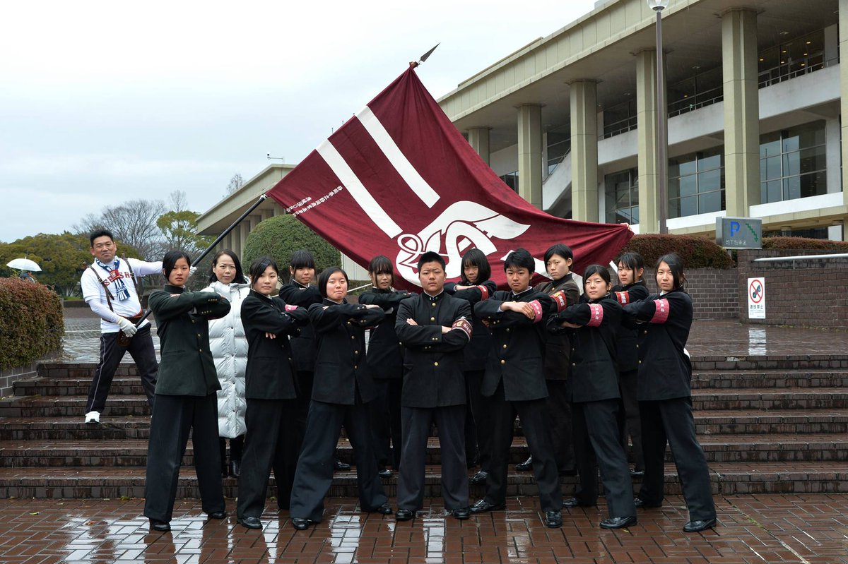 高等学校応援団フェスティバル In静岡 静岡マラソンにて静岡商業応援団部 チアリーダーが ランナーにエールを送りました 小雨の降る中 お疲れ様でした Http T Co jh7htnyd