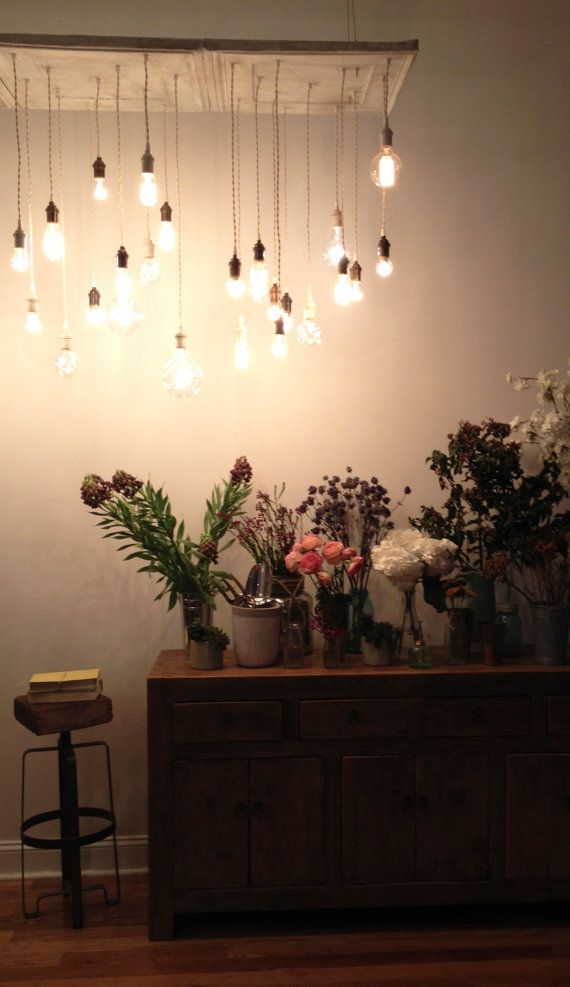 Las lámparas cumplen un papel importante como accesorio básico para puntos focales en algún ambiente.