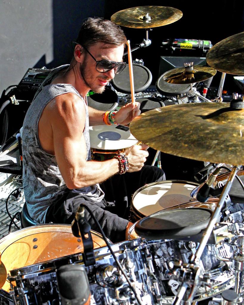 HAPPY BIRTHDAY, SHANNON LETO!  WE LOVE YOU SO MUCH  