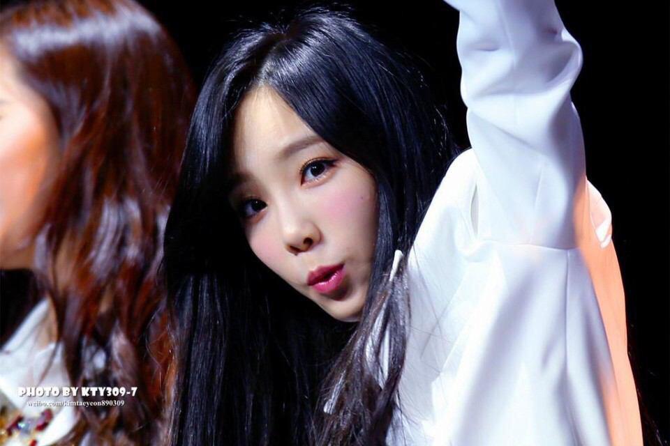 Mai Happy27thtaeyeonday てて センイルチュッカヘ 韓国好きになったきっかけがソシでテヨンに憧れ て韓国語勉強するようになってテテになりたくて髪型真似したり とにかくテテが大好きなんです 生まれてきてくれてありがとう Http T Co 0ncwlgrpwd