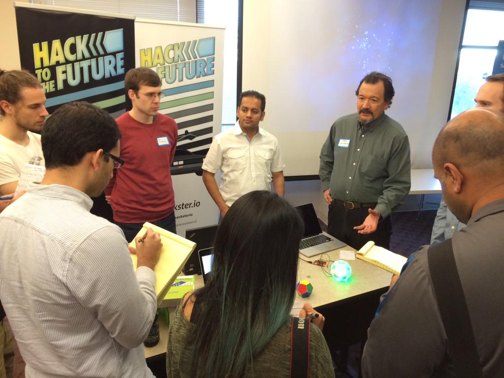 rexstjohn's tweet image. Judging underway @hacksterio #makesoftware #HardwareWeekend