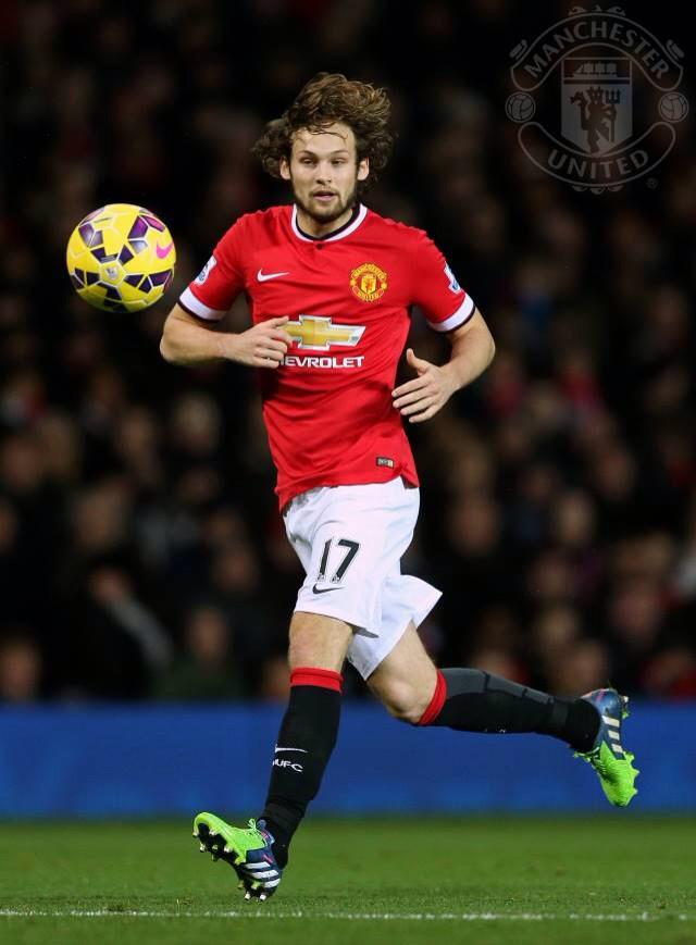  Happy 25th birthday to United midfielder Daley Blind! 
