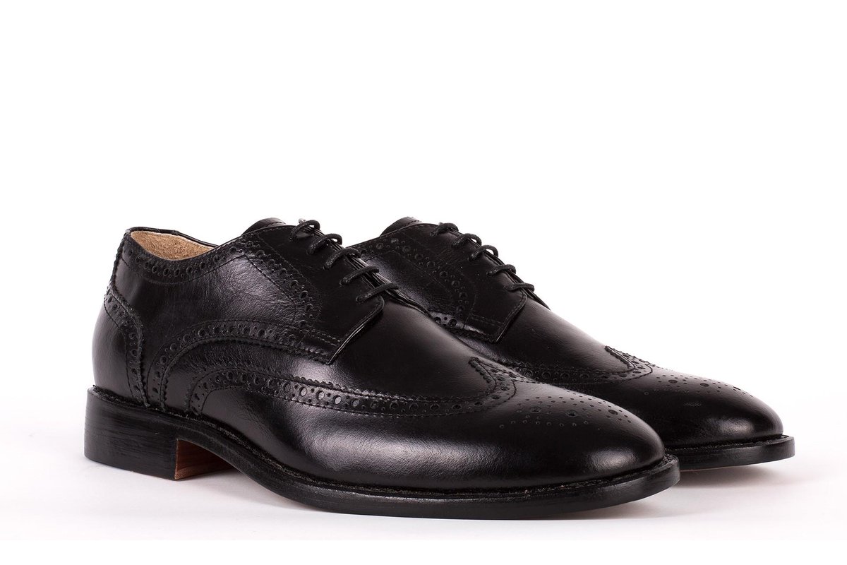 ADLER_shoes's tweet photo. Classic full Brogues never go out of fashion and when made by J Adler you will enjoy very long lasting comfort http://t.co/lRRnyYz5x3