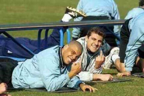 vieri_bobo's tweet photo. Ronaldo e bobo http://t.co/BcclnXHSNd