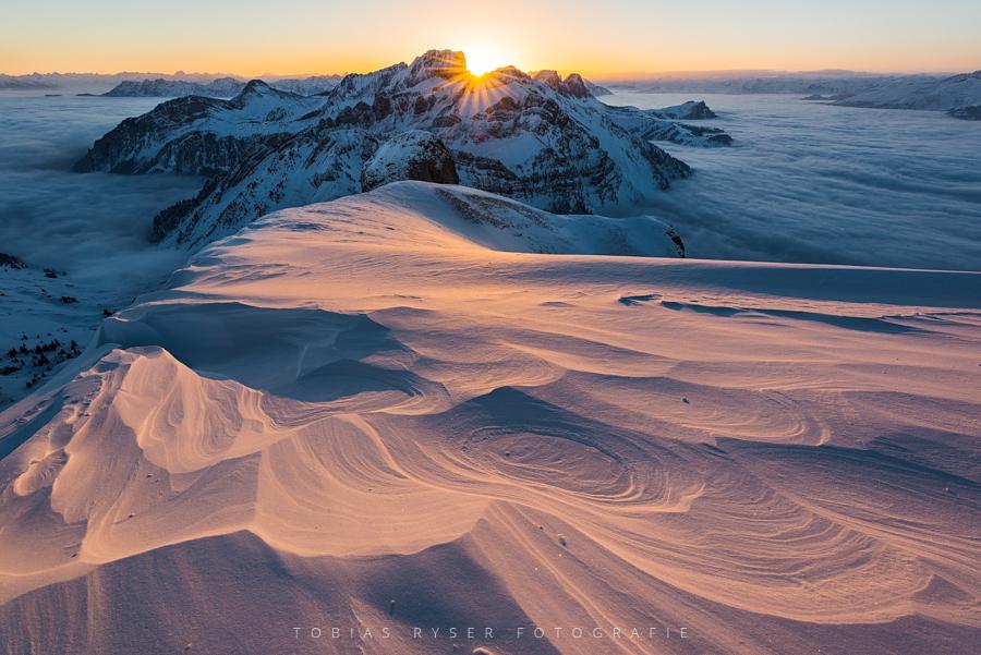 Visual_Feed_img's tweet photo. ✨Creativity Light ✨

snow patterns …

By: Tobias Ryser
#طبيعة #غرد_بصورة #light #photo #landscabe #nature http://t.co/ea5TDRMZHa