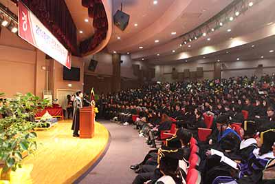 KNUT_PR's tweet photo. 2014학년도 학위수여식(증평캠퍼스), 졸업생 여러분 축하드립니다. http://t.co/SnvNqf7umN