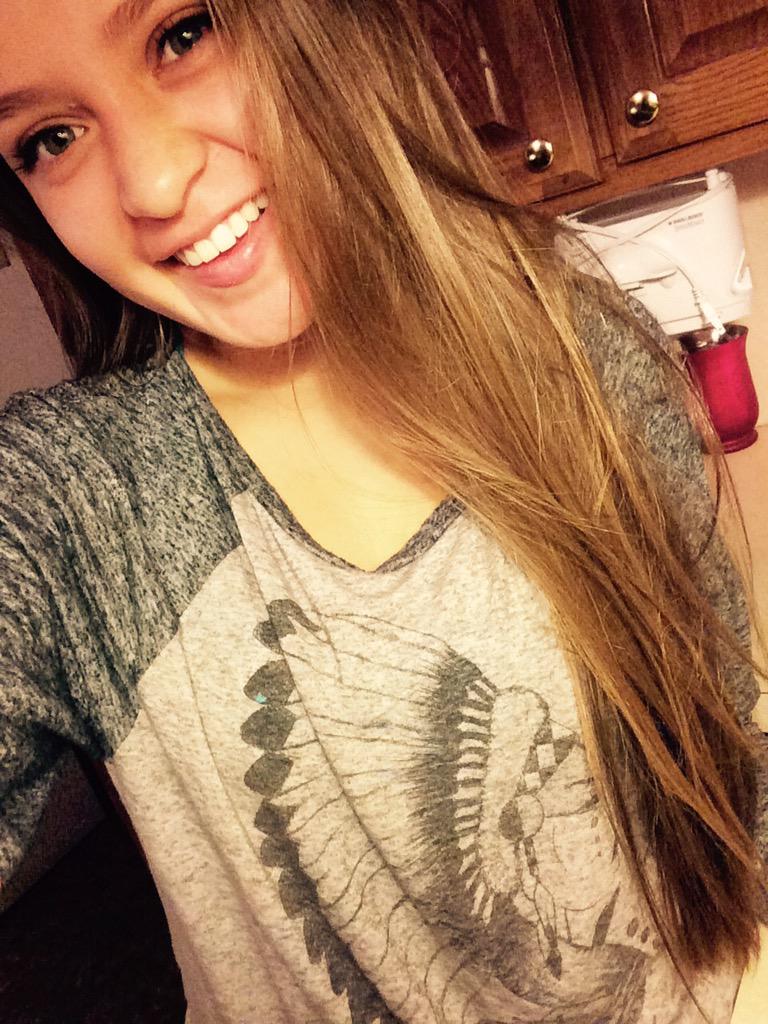 Ashlyn☯Taylor tweet media