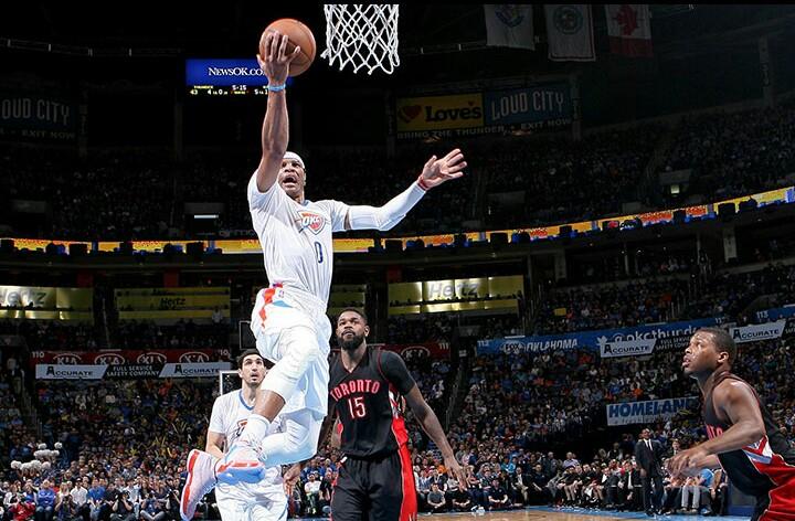 Thunder_VAVEL's tweet photo. #Fotos | Raptors @ Thunder (I) http://t.co/wNjdTx3GVP