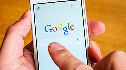 AngieSoderberg's tweet image. Så ska Google sortera bort dårfinkarna ur sökresultaten korta.nu/8Q4 #nyteknik #sökmotor #knowledgevault