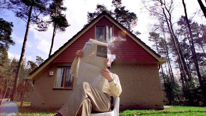 annavdbreemer's tweet photo. 'De volgende zeepbel zou wel eens die van het tweede huis kunnen zijn' #vkopinie http://t.co/JxM0uqXF3x http://t.co/DihF8dRpgU