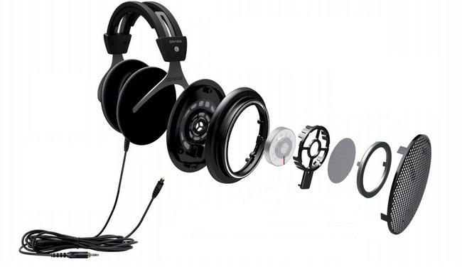 MediaMarkt_es's tweet photo. Auriculares gaming: no te harán más bueno pero escucharás mejor cómo te matan http://t.co/iRVu6HWoTA http://t.co/kyWzK4FmbM