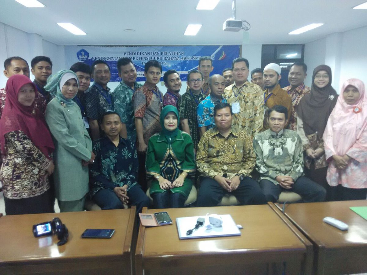 Foto bersama Kepala P4TK Bahasa Kemendikbud