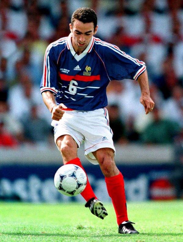 Happy 47th birthday to Youri Djorkaeff. Winner of 6 major honours incl. \98 WC & \00 Euros. 