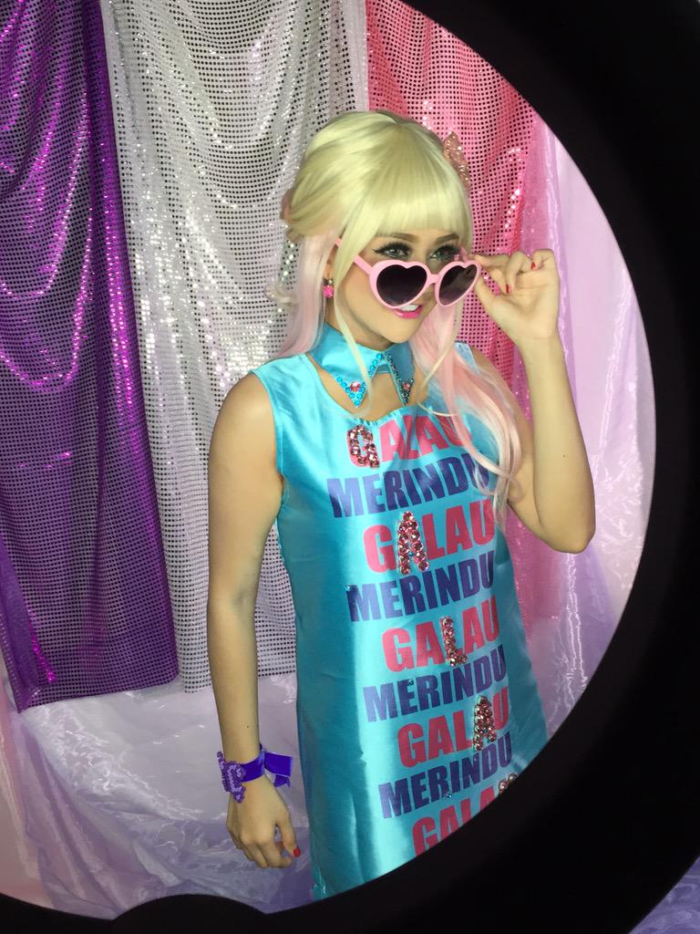 jenita_janet's tweet image. lagi apa bebii2qw?? apa?? #gardu ?? samaa aku juga #GARDU bgt sama kalian