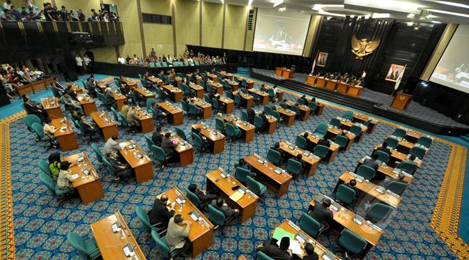 nah kalo ICW?"ICW: Hak Angket APBD DKI Sekadar Ributkan Periuk Nasi bit.ly/1Mkov05 
<a href="/PintarPolitik/">Diskusi Politik ☀</a>