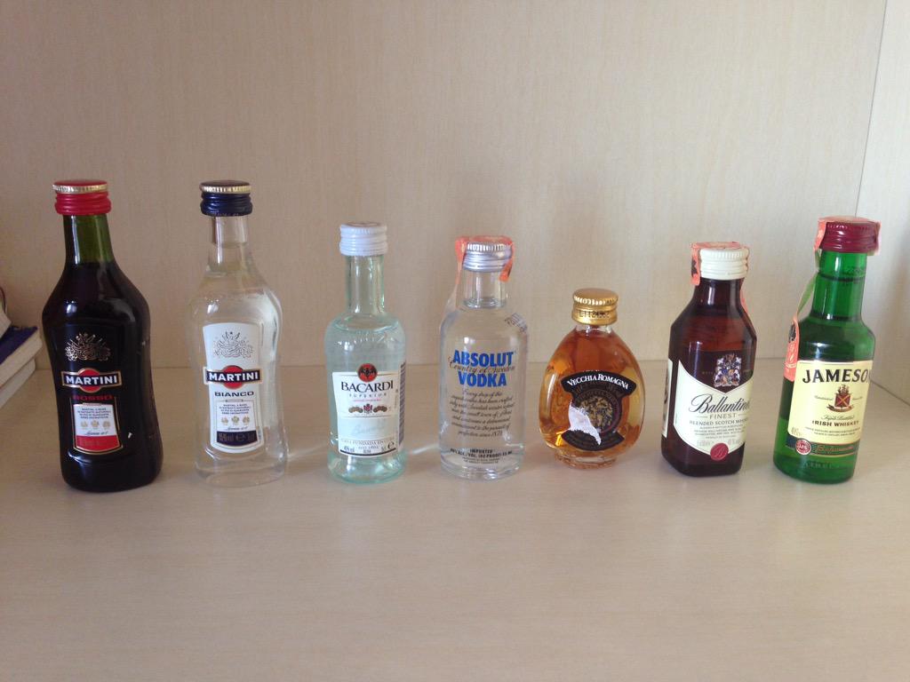 lore0891's tweet image. Che collezione 😂😂