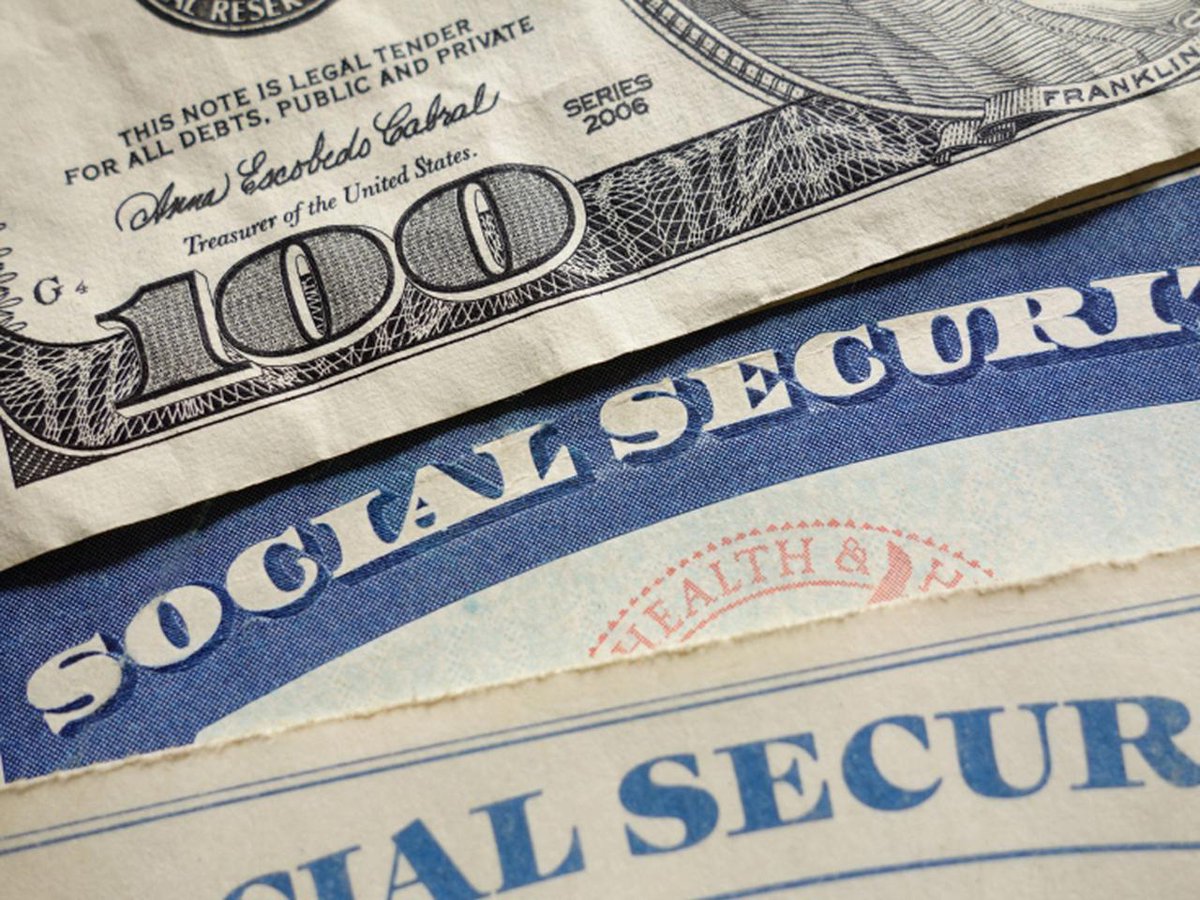 CBSNews's tweet photo. Can Social Security survive without benefit cuts? http://t.co/Oqt1EnFG4i http://t.co/i2HF5Ys3MZ