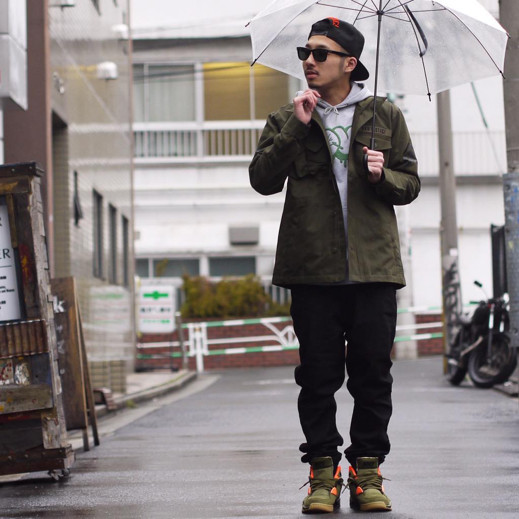 SANTASTIC_TOKYO's tweet photo. スタイルサンプル"KYON"
#santastic! #coordinate #stylesample #ootd #m65 #newarrival #lightouter #newera#snapback http://t.co/oinm3GFH4y