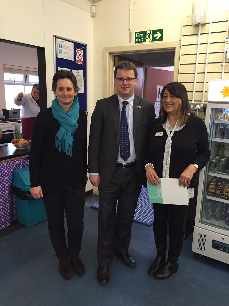 BeneficialPompy's tweet photo. We had a great visit today from Minister of Charities @RobWilson_RDG who met with our Trainees to see our great work http://t.co/xqS2Ynckwm