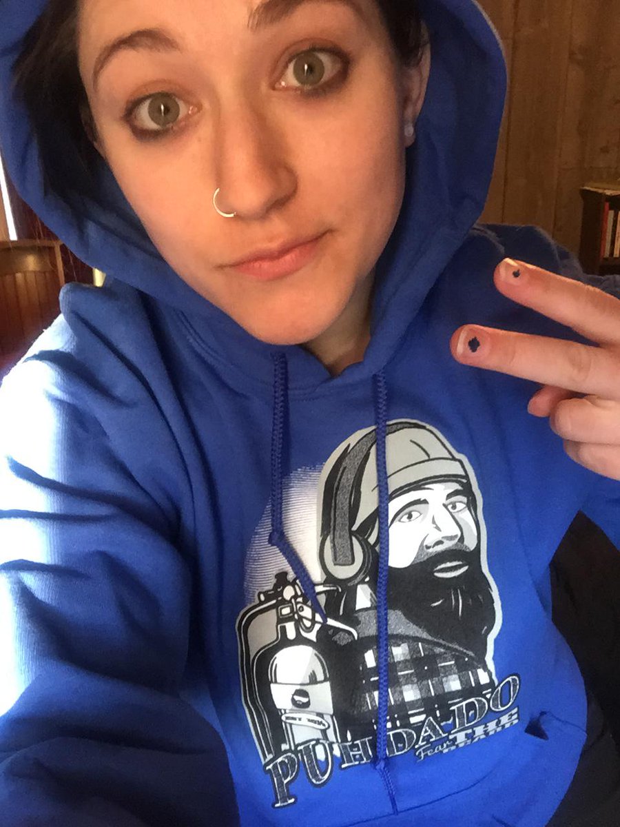JBuggie04's tweet photo. Rocking my limited edition @puhdado #teespring hoodie! #fearthebeard #allinadayswork http://t.co/Z936X0K2bd