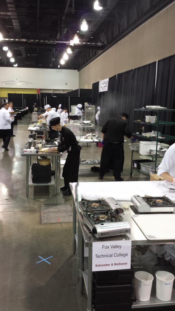 BadgerProStart's tweet image. College Competition at #MidwestFoodserviceExpo