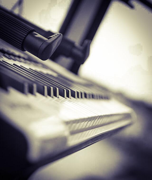 If you love what you do, you will never work a day in your life. Happy Monday!
#ThinkPositive #ThinkSmart #ThinkHits