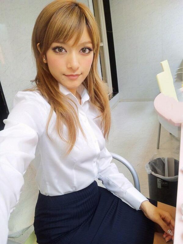 可愛すぎる ローラの画像集 Rola Gazou Twitter