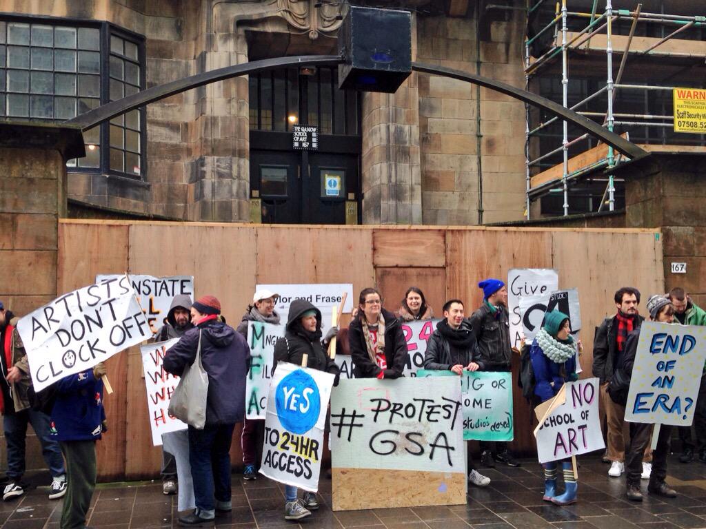 protestGSA's tweet photo. ALLDAY EVERYDAY MFA WONT GO AWAY! #GSofA #protestgsa @Tate @GlasgowTramway @transmo_gallery http://t.co/GMiBhb3GuI