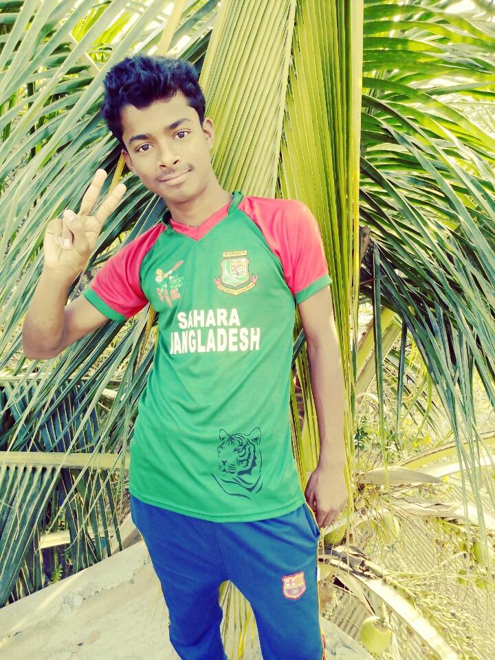 AkashTi661's tweet photo. my Lave Banglades http://t.co/hmTYIXxUKE
