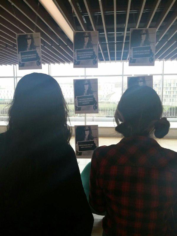 fikirkulupleri's tweet image. #ÖzgecanİçinÇiziyorum kampanyasına gelen çalışmalar bugün Özyeğin Üniversitesi&apos;nde sergileniyor.