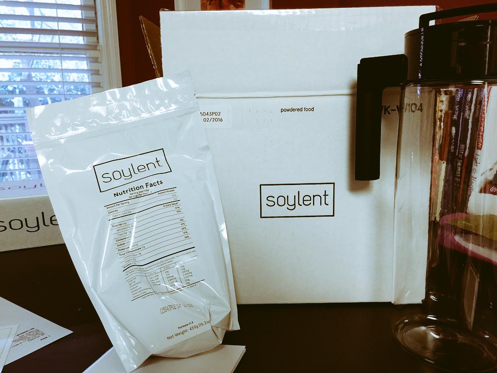3rdFunkyBot's tweet image. As if intelligently predicting the start date of my entrepreneurial journey, my first box of Soylent has arrived