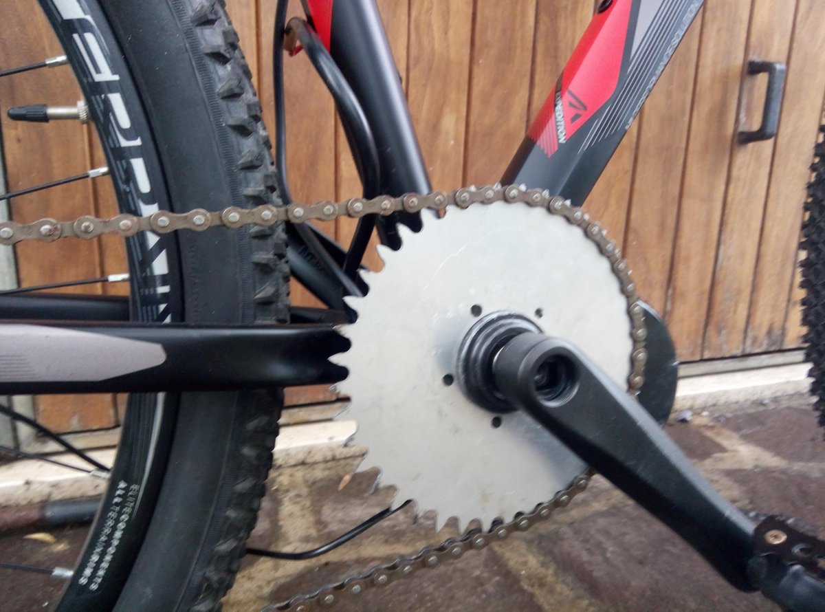 EVAlberti's tweet image. Piccoli ingranaggi crescono! :) corona 40T #BBS01 #BBS02