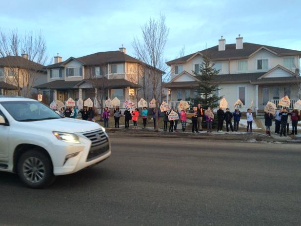 Ansands's tweet photo. Students in west #yeg rally this morning, reminding drivers to slow down in school zones. #abed #epsb #ecsd #ejlive http://t.co/OkLf66uSDp