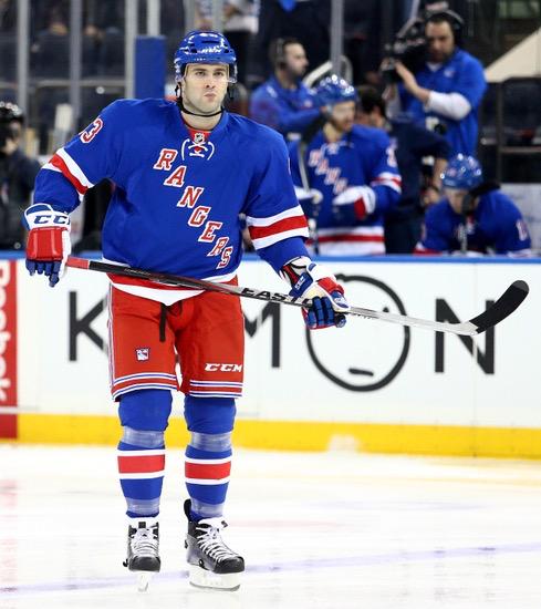 ItsHockeyNation's tweet photo. Best NHL Defenseman
• Round of 32 •

RT - Keith Yandle
FAV - Kris Letang http://t.co/6LJBokb7A4