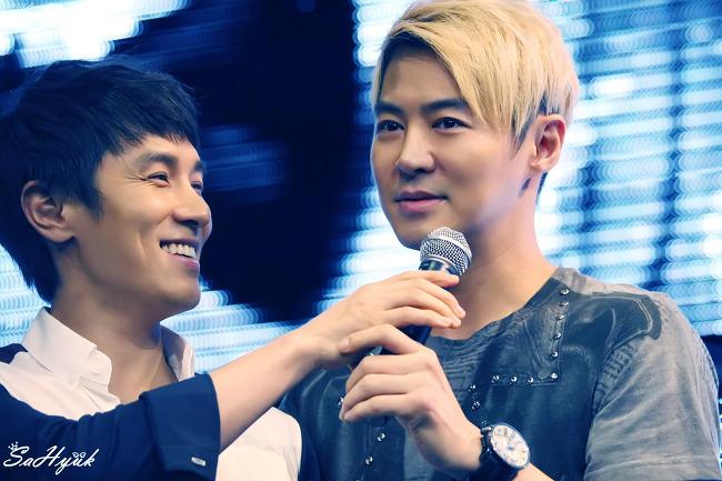 ichashinhwa's tweet photo. more #WanJin #WittyCouple http://t.co/ryWBCMDUrX