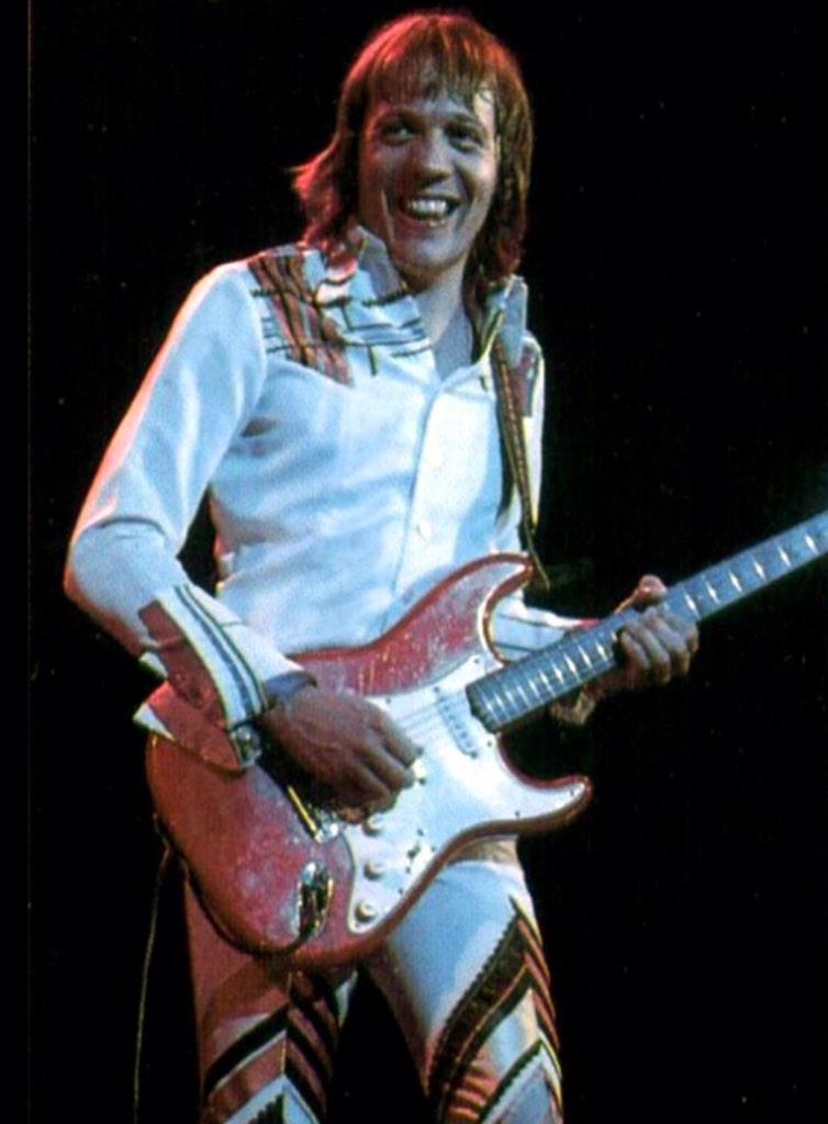 09/03/1945 Happy Birthday, Robin Trower, blues-rock guitarist
                    extraordinaire 