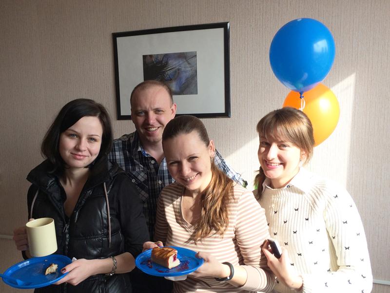 SyberryLife's tweet photo. Так прошел цветочный день 8 марта в Syberry! Больше фото — http://t.co/O9rVNc3YUa  #syberry #8марта #it #праздник http://t.co/bImuWrRHuS