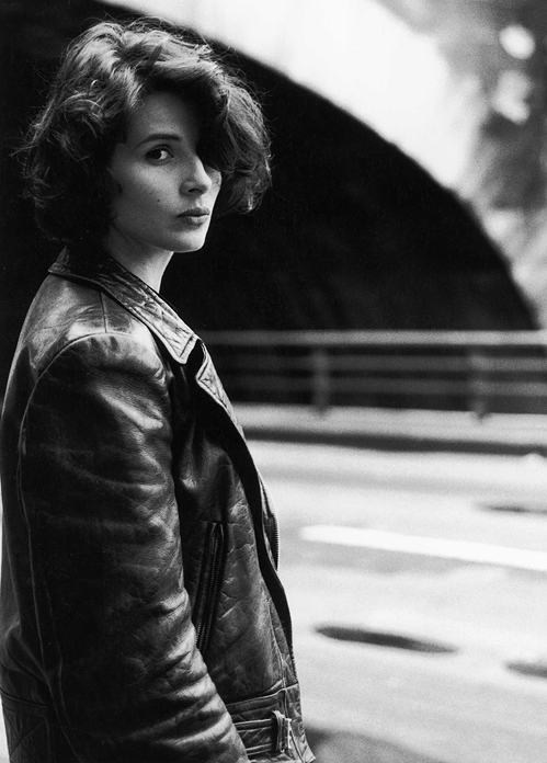 Happy birthday, Juliette Binoche!

Watch her discuss \Clouds of Sils Maria\  