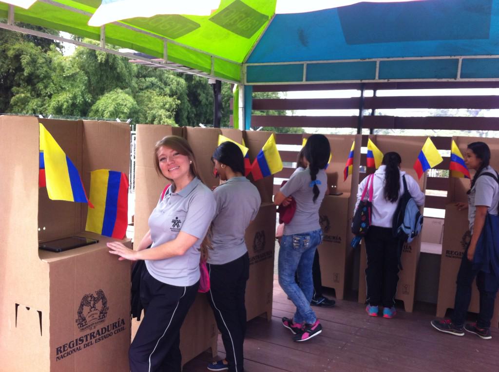 paulapenuela's tweet photo. Elecciones representante CDTCI en QUINDIO usando las TIC @SENAComunica @Sena_Bienestar @Olquintero http://t.co/eKQtkPpYVV