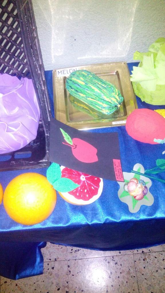 AmorDiosVa's tweet photo. Nuestro propio mercado...This is our market!!! #chefinteligente project http://t.co/p1PpDYbSi4