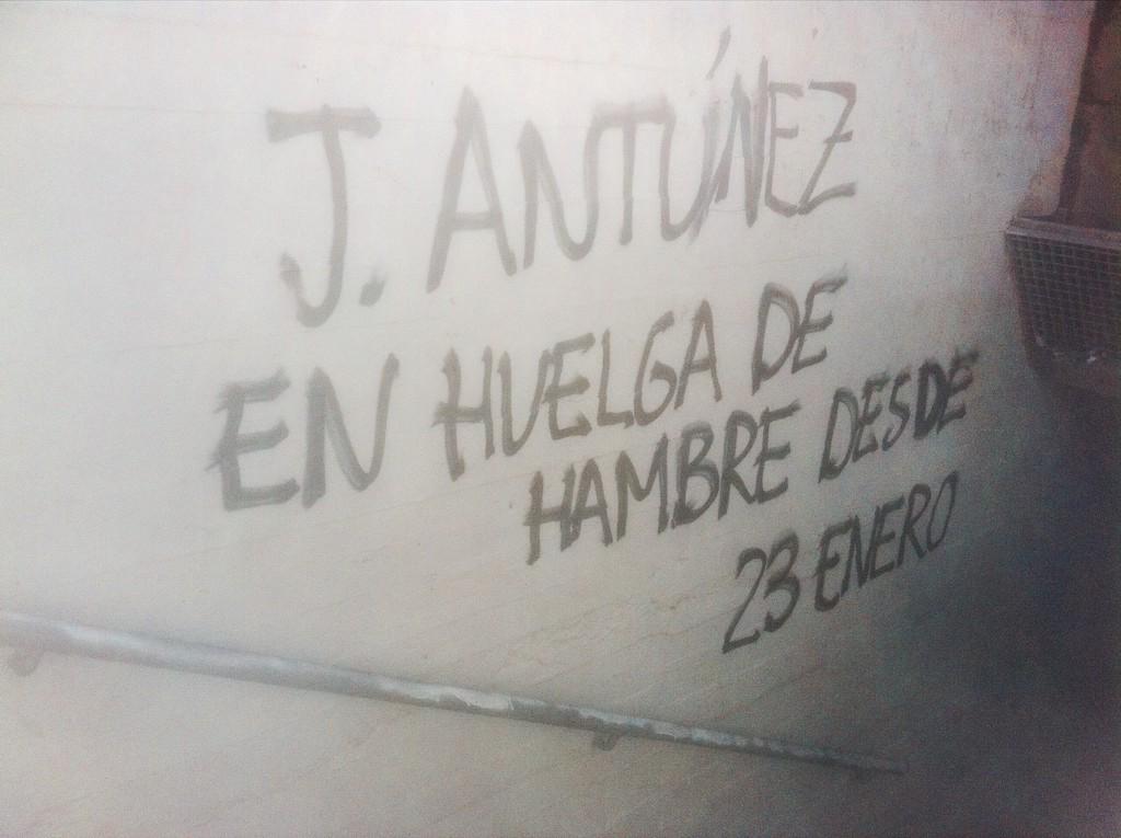 BramulMaresme's tweet photo. 46 dies en vaga de fam i 3 en vaga de set porta @BecerraLibertad. Que la solidaritat s'estengui! http://t.co/eIkijGmrtx