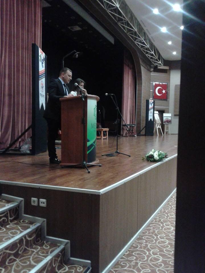 GhdGenelMerkez's tweet photo. Konya İl Başkanlığımız 100YılıSebebi İle Konuşan Ellerle Çanakkale Programını Gerçekleştirdi. @byrofo @cihangirbilal http://t.co/LR49bPPBNO